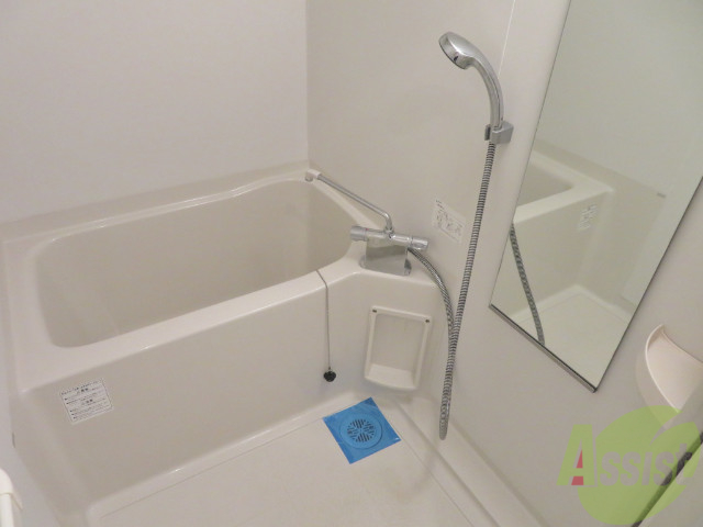 バス・シャワールーム　疲れた時は湯ぶねにつかってくださいね～。