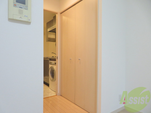 収納　クローゼットです。荷物もたくさん入りますよ。