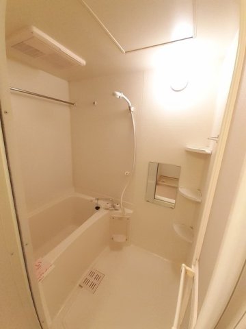バス・シャワールーム　お風呂です