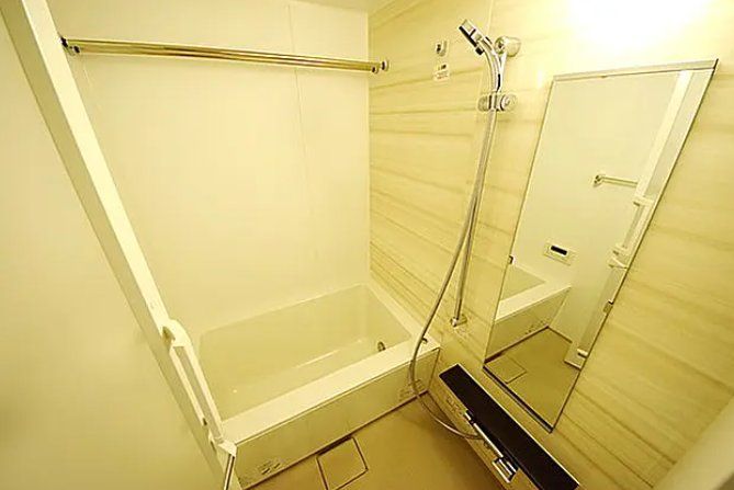 バス・シャワールーム　バルコニー