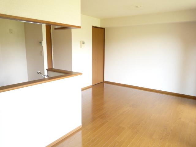 居室・リビング　【別室参考写真】