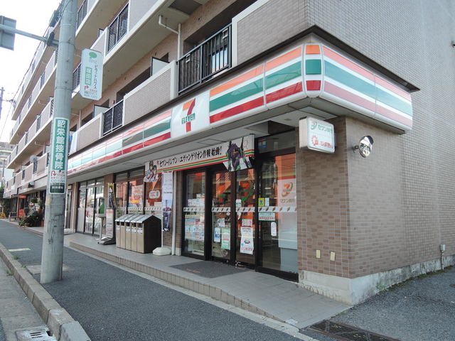 コンビニ　セブンイレブン船橋塚田駅前店（コンビニ）まで900m