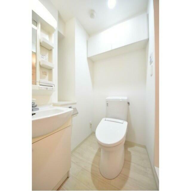 トイレ　（別タイプ参考写真）ブライズ西巣鴨　豊島区西巣鴨3