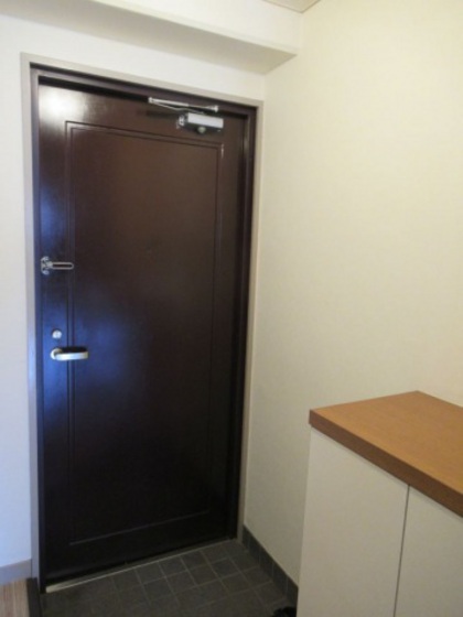 玄関　※別部屋の写真です