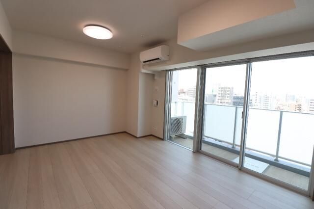 居室・リビング　※別部屋参考写真