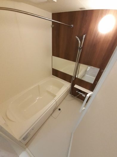 バス・シャワールーム　☆ゆったりくつろげるお風呂☆