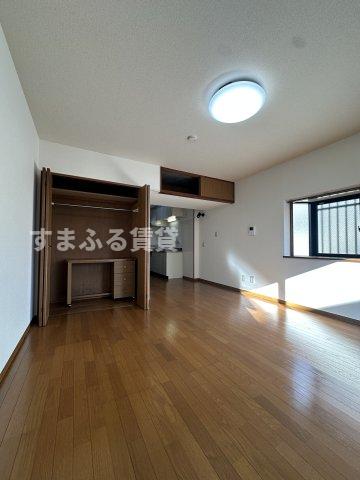 居室・リビング　同仕様　反転の場合あり