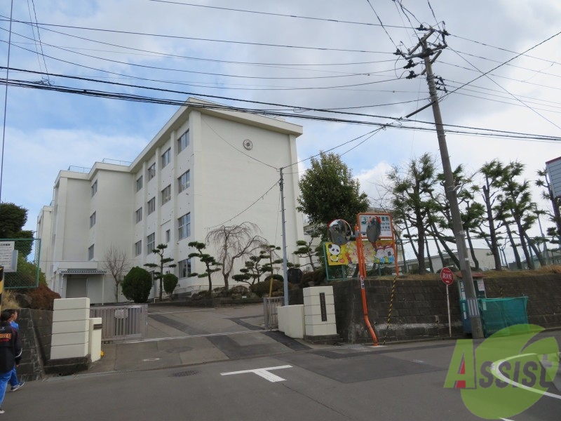 中学校　仙台市立南光台中学校（中学校）まで2177m