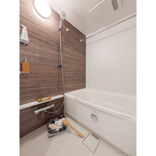 バス・シャワールーム