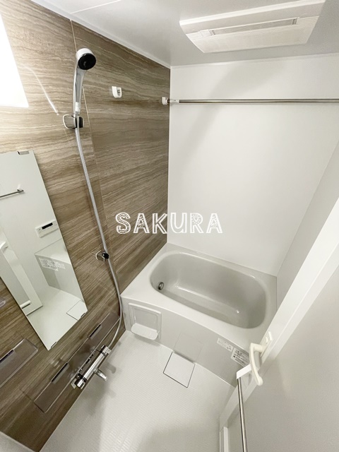 バス・シャワールーム　日々の疲れを癒すお風呂です♪