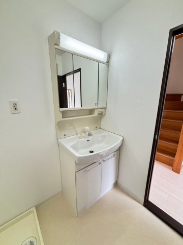 洗面設備　詳細は、RISUMO江坂本店→06-6155-7137まで♪