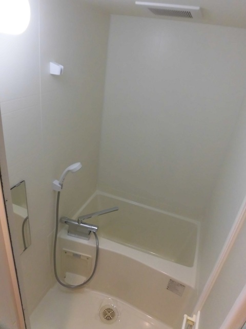 バス・シャワールーム　前回募集時の写真です。