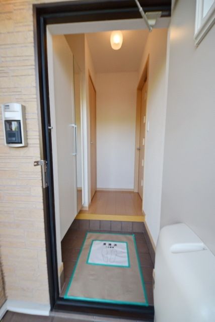 玄関　★お問い合わせはタウンハウジングまで★