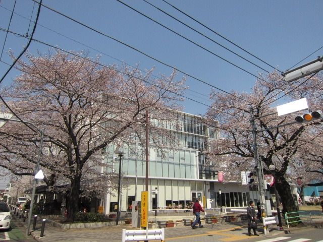 図書館　ルミエール府中（図書館）まで550m