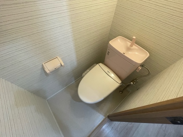 トイレ　※同施工会社のイメージ写真※