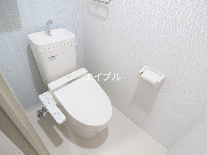 トイレ　別のお部屋の写真です。