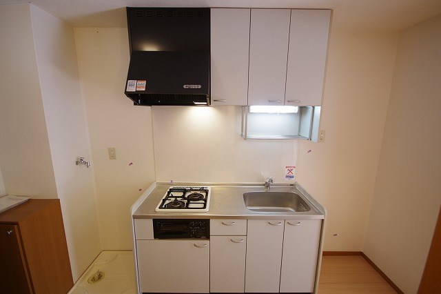 キッチン　※別号室の写真使用中