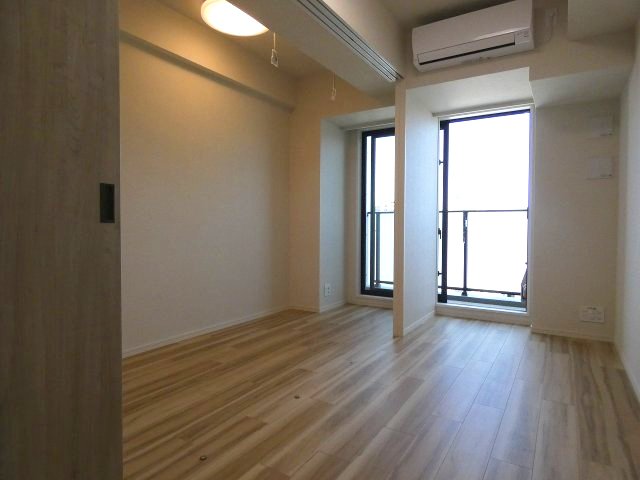 居室・リビング　内観