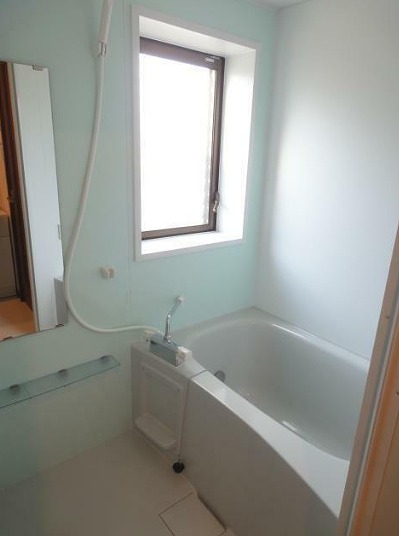 バス・シャワールーム　別部屋参考写真