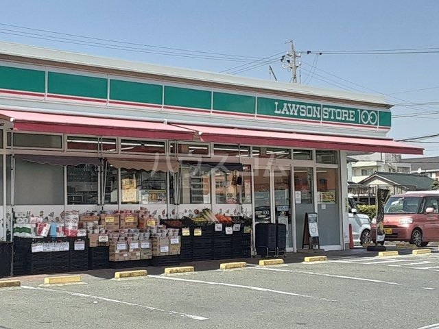 コンビニ　ローソンストア100 高浜湯山町店（コンビニ）まで822m