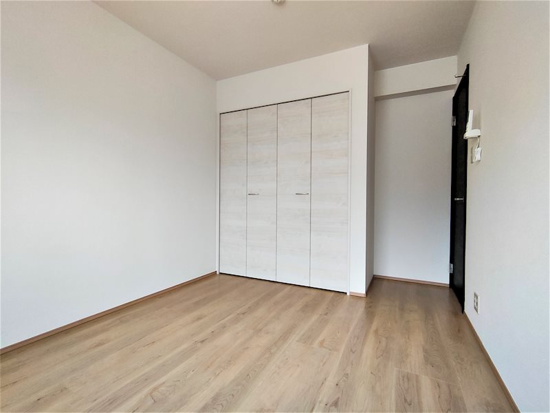 その他部屋・スペース　1階部分の洋室です。寝室としてご利用が多いようです。