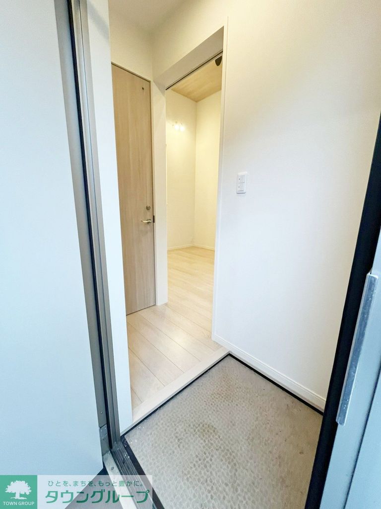 玄関　バルコニー