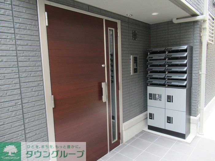 エントランス　お問合せはタウンハウジングまで！※現地待合わせ相談可能