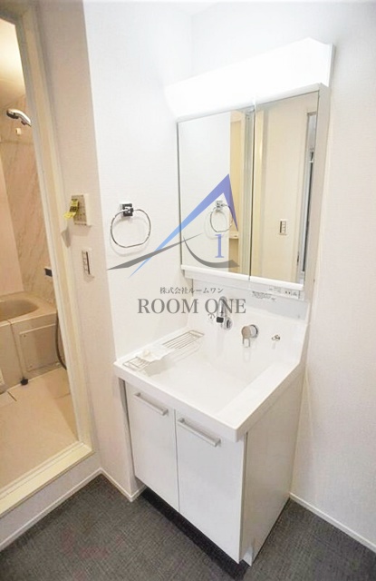 洗面設備　洗面台です。