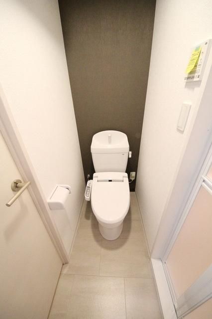 トイレ　★シャワートイレ★