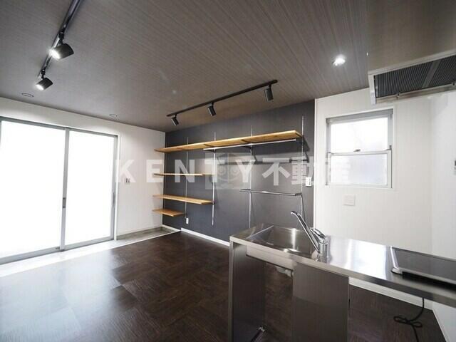 その他部屋・スペース　使い勝手のいい寝室です