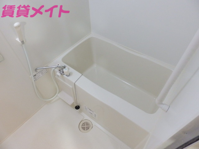 バス・シャワールーム　バス別部屋の写真です