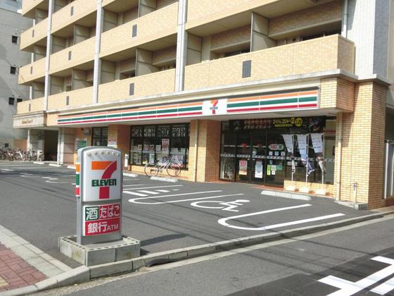 コンビニ　セブンイレブン広島宇品通り店（コンビニ）まで128m