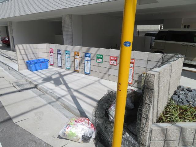 その他　専用ごみ置場