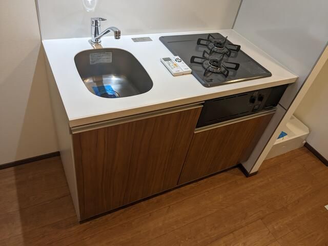 キッチン　同タイプ部屋　参考写真です