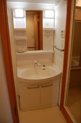 洗面設備　別号室の参考写真になります。