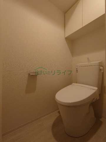 トイレ　クレストコート新宿山吹　※同タイプの別部屋写真です