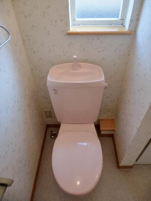 トイレ　清潔感のあるトイレです。
