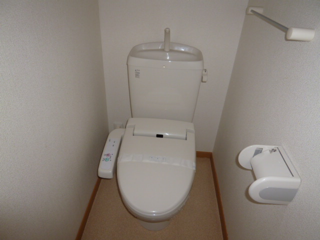 トイレ　シャワー付きトイレ