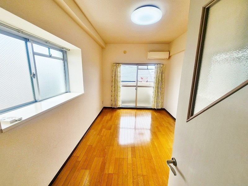 その他部屋・スペース　★洋室8帖★