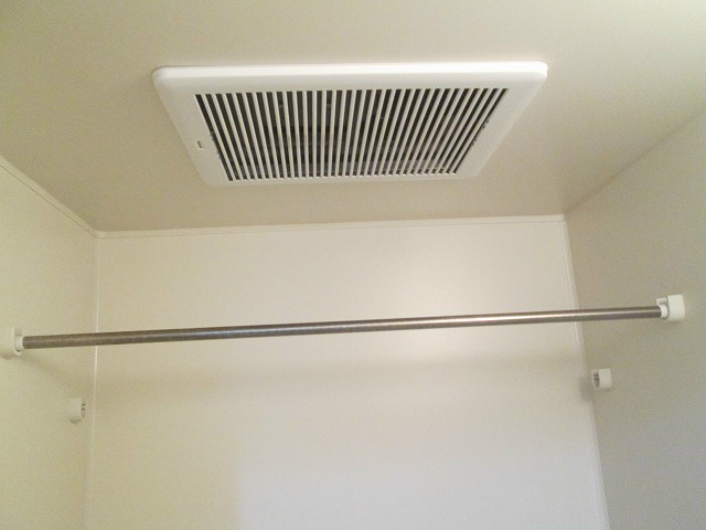 その他設備　浴室乾燥機付