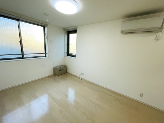 その他　２面採光のお部屋