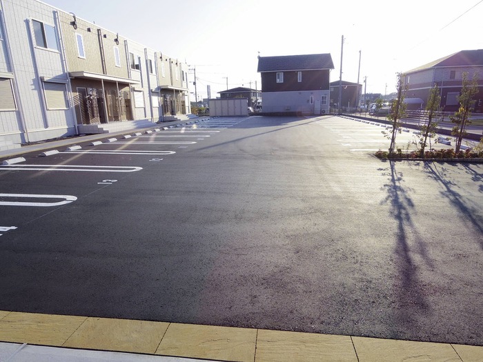 駐車場　駐車場
