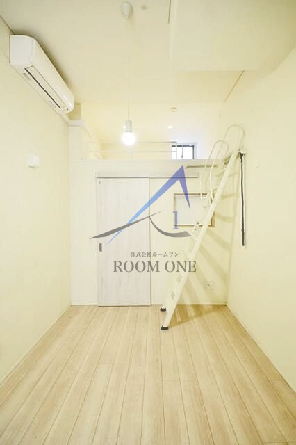 居室・リビング　洋室のお部屋です。
