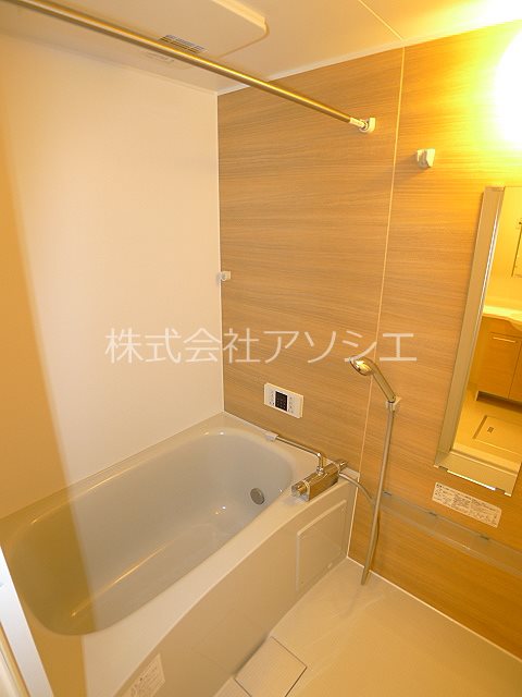バス・シャワールーム　バスルーム