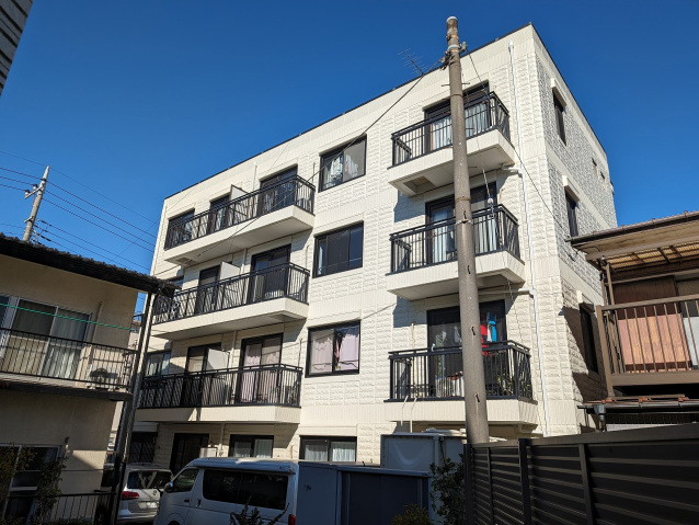 建物外観　タイル張り外観