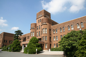 大学・短大　九州大学病院キャンパス（大学・短大）まで669m
