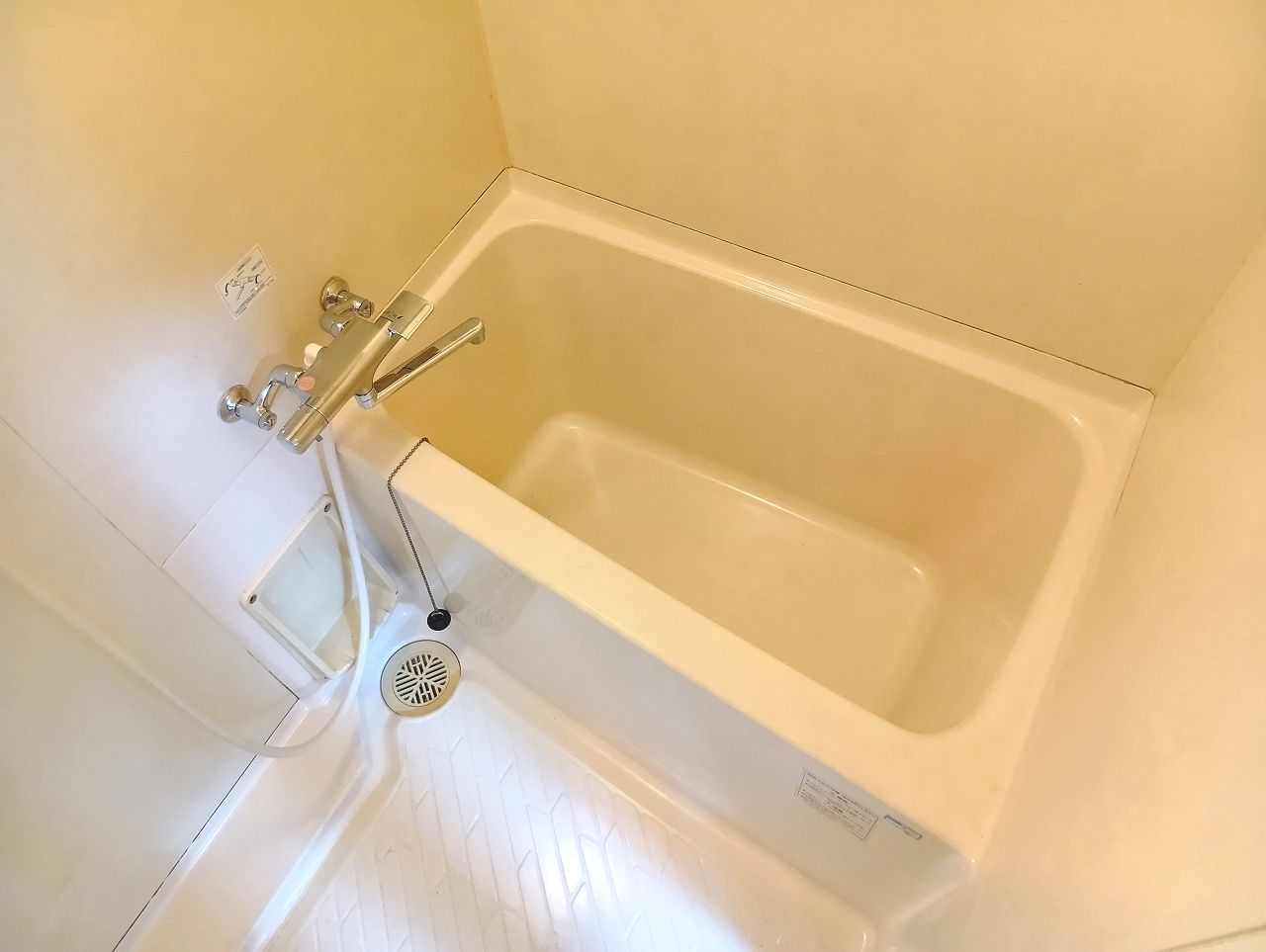 バス・シャワールーム　お風呂で日々の疲れを落としましょう