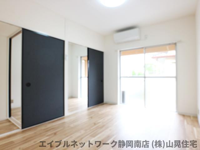 居室・リビング　ゆったりとした居間です