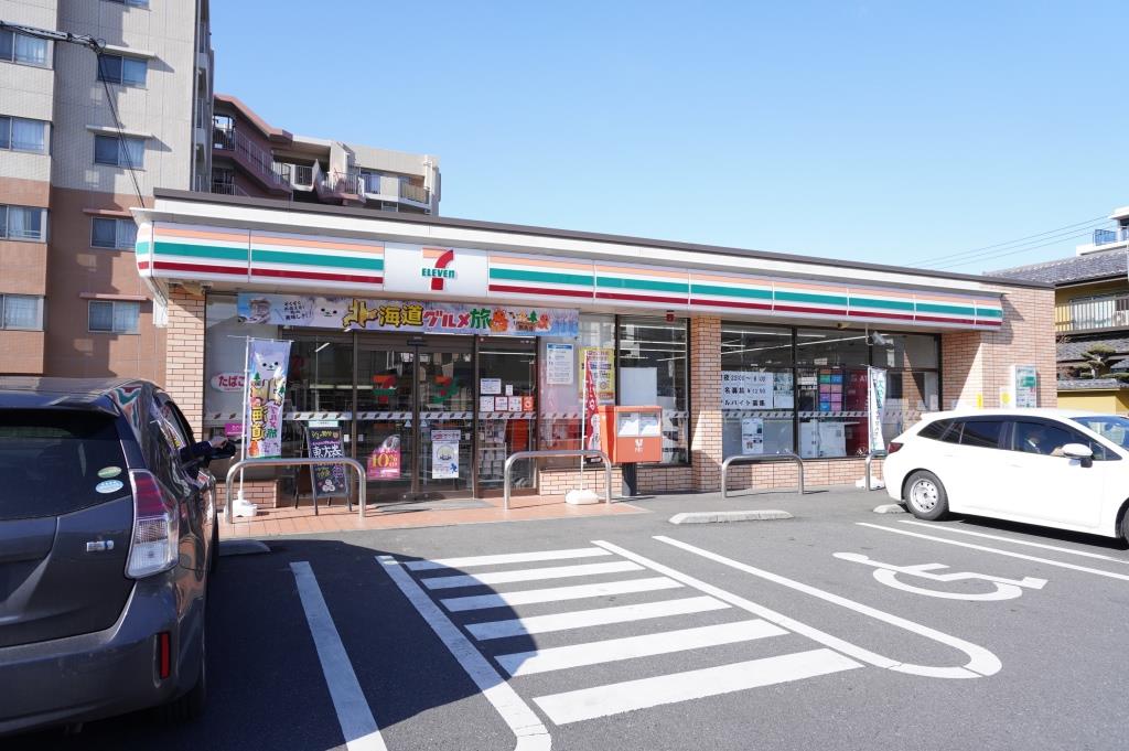 コンビニ　セブンイレブン 草加氷川北店（コンビニ）まで95m