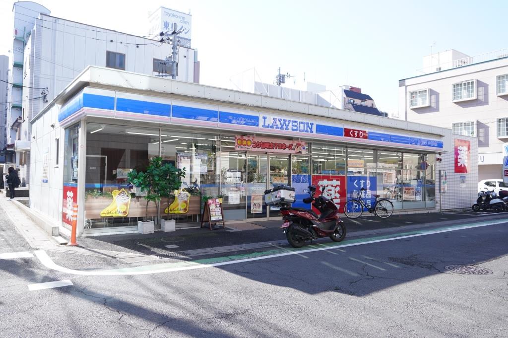 コンビニ　ローソン 草加氷川店（コンビニ）まで452m